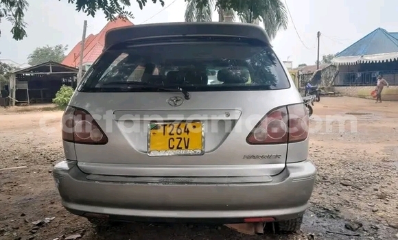 Nunua Ilio tumika Toyota Harrier Nyingine Gari ndani ya Bariadi nchini Simiyu Nunua Ilio tumika Toyota Harrier Nyingine Gari ndani ya Bariadi nchini Simiyu