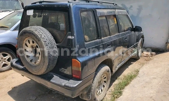 Nunua Ilio tumika Suzuki Escudo Nyingine Gari ndani ya Biharamulo nchini Kagera Nunua Ilio tumika Suzuki Escudo Nyingine Gari ndani ya Biharamulo nchini Kagera