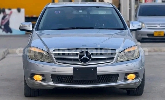 Nunua Ilio tumika Mercedes‒Benz AMG GT Nyeupe Gari ndani ya Biharamulo nchini Kagera Nunua Ilio tumika Mercedes‒Benz AMG GT Nyeupe Gari ndani ya Biharamulo nchini Kagera
