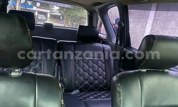 Nunua Ilio tumika Toyota Ipsum Nyeusi Gari ndani ya Biharamulo nchini Kagera Nunua Ilio tumika Toyota Ipsum Nyeusi Gari ndani ya Biharamulo nchini Kagera