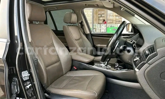 Nunua Ilio tumika BMW X5 Nyeusi Gari ndani ya Biharamulo nchini Kagera Nunua Ilio tumika BMW X5 Nyeusi Gari ndani ya Biharamulo nchini Kagera