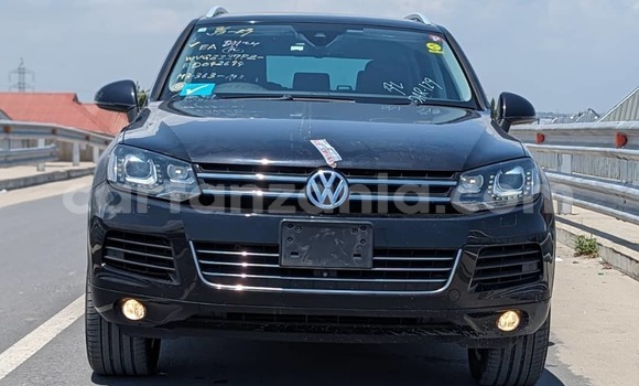 Buy Used Volkswagen Touareg Black Car in Dar es Salaam in Dar es Salaam