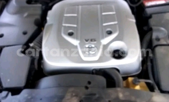 Buy Used Toyota Crown White Car in Chamwino in Dodoma Buy Used Toyota Crown White Car in Chamwino in Dodoma