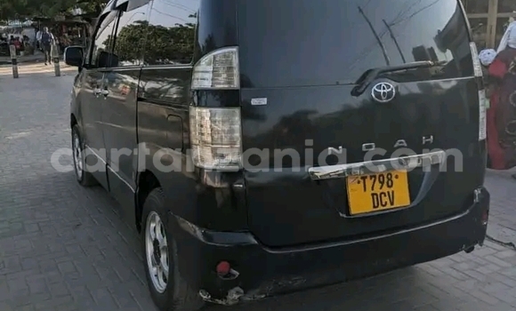 Nunua Ilio tumika Toyota Noah Nyeusi Gari ndani ya Bahi nchini Dodoma Nunua Ilio tumika Toyota Noah Nyeusi Gari ndani ya Bahi nchini Dodoma