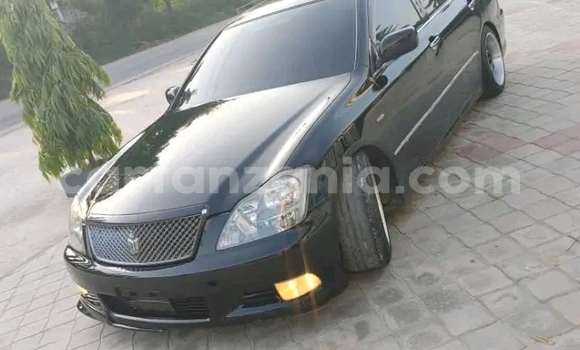 Buy Used Toyota Crown Black Car in Biharamulo in Kagera Buy Used Toyota Crown Black Car in Biharamulo in Kagera