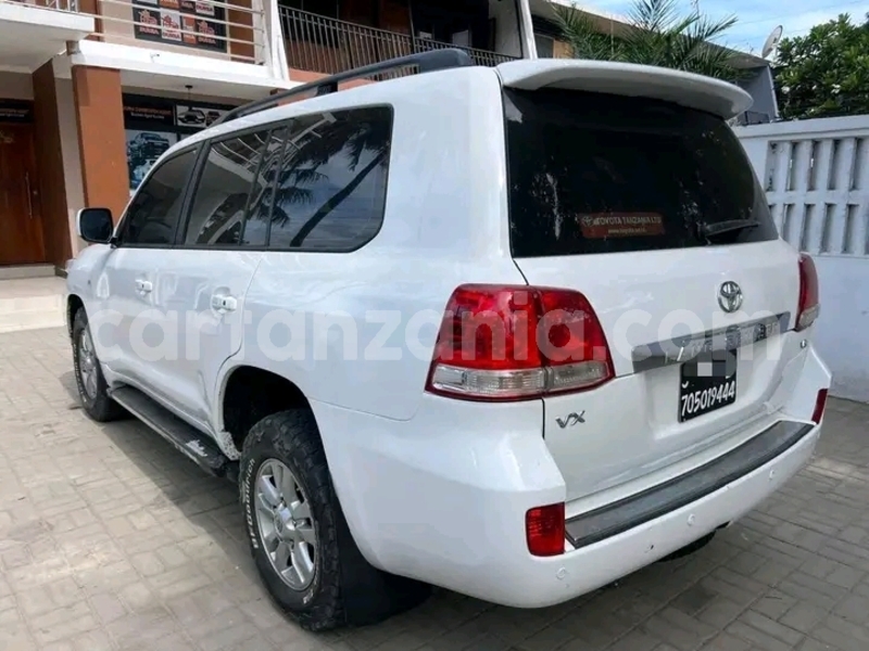 Big with watermark toyota land cruiser simiyu bariadi 27392