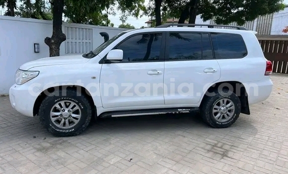Buy Used Toyota Land Cruiser White Car in Bariadi in Simiyu Buy Used Toyota Land Cruiser White Car in Bariadi in Simiyu