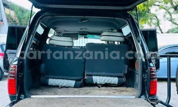 Buy Used Toyota Land Cruiser Black Car in Biharamulo in Kagera Buy Used Toyota Land Cruiser Black Car in Biharamulo in Kagera