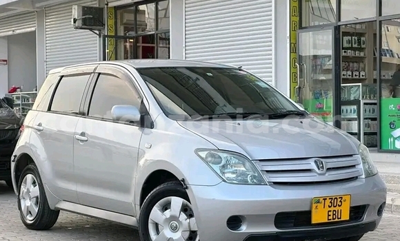 Nunua Ilio tumika Toyota ISis Nyingine Gari ndani ya Biharamulo nchini Kagera Nunua Ilio tumika Toyota ISis Nyingine Gari ndani ya Biharamulo nchini Kagera