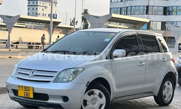 Nunua Ilio tumika Toyota ISis Nyingine Gari ndani ya Biharamulo nchini Kagera Nunua Ilio tumika Toyota ISis Nyingine Gari ndani ya Biharamulo nchini Kagera