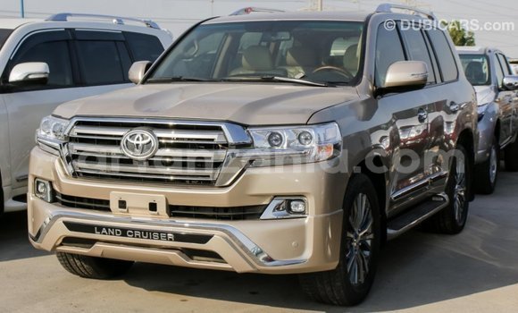 Nunua Imported Toyota Land Cruiser Nyingine Gari ndani ya Import - Dubai nchini Arusha Nunua Imported Toyota Land Cruiser Nyingine Gari ndani ya Import - Dubai nchini Arusha
