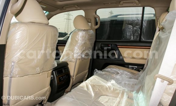 Nunua Imported Toyota Land Cruiser Nyingine Gari ndani ya Import - Dubai nchini Arusha Nunua Imported Toyota Land Cruiser Nyingine Gari ndani ya Import - Dubai nchini Arusha