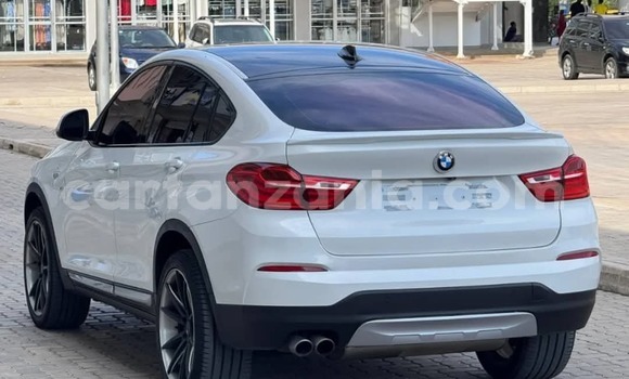 Buy Import BMW X4 White Car in Dar es Salaam in Dar es Salaam Buy Import BMW X4 White Car in Dar es Salaam in Dar es Salaam