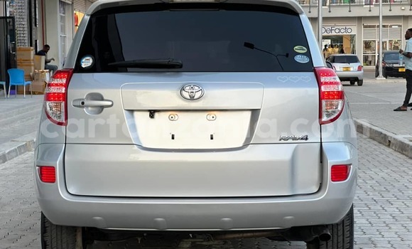 Buy Used Toyota RAV4 Silver Car in Dar es Salaam in Dar es Salaam