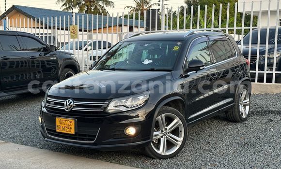 Nunua Ilio tumika Volkswagen Tiguan Nyeusi Gari ndani ya Dar es Salaam nchini Dar es Salaam Nunua Ilio tumika Volkswagen Tiguan Nyeusi Gari ndani ya Dar es Salaam nchini Dar es Salaam