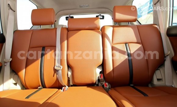 Buy Import Toyota Prado White Car in Import - Dubai in Arusha Buy Import Toyota Prado White Car in Import - Dubai in Arusha