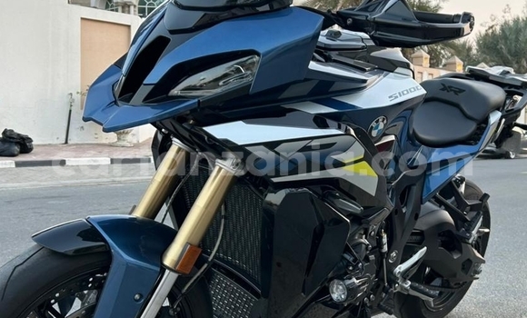 Nunua Ilio tumika BMW S 1000 Nyeusi Bike ndani ya Arusha nchini Arusha Nunua Ilio tumika BMW S 1000 Nyeusi Bike ndani ya Arusha nchini Arusha