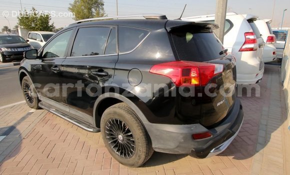 Nunua Imported Toyota RAV4 Nyeusi Gari ndani ya Import - Dubai nchini Arusha Nunua Imported Toyota RAV4 Nyeusi Gari ndani ya Import - Dubai nchini Arusha