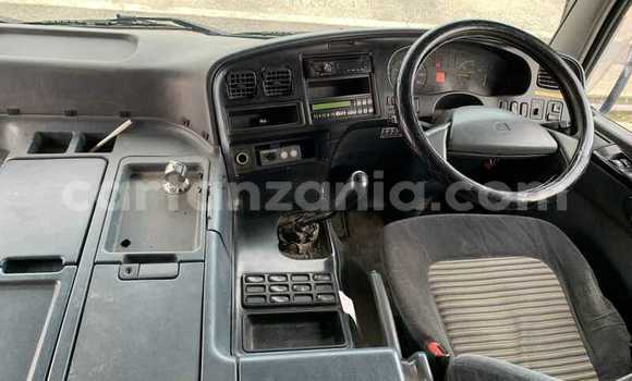 Nunua Imported Mitsubishi Fuso Fighter Bluu Lori ndani ya Dar es Salaam nchini Dar es Salaam Nunua Imported Mitsubishi Fuso Fighter Bluu Lori ndani ya Dar es Salaam nchini Dar es Salaam