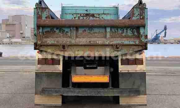 Nunua Imported Mitsubishi Fuso Fighter Bluu Lori ndani ya Dar es Salaam nchini Dar es Salaam Nunua Imported Mitsubishi Fuso Fighter Bluu Lori ndani ya Dar es Salaam nchini Dar es Salaam