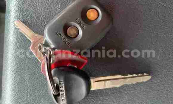 Nunua Imported Mitsubishi Fuso Fighter Bluu Lori ndani ya Dar es Salaam nchini Dar es Salaam Nunua Imported Mitsubishi Fuso Fighter Bluu Lori ndani ya Dar es Salaam nchini Dar es Salaam