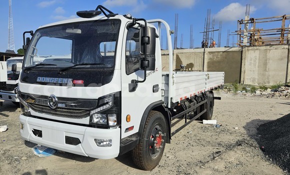 Buy New DongFeng S30 White Car in Dar es Salaam in Dar es Salaam Buy New DongFeng S30 White Car in Dar es Salaam in Dar es Salaam