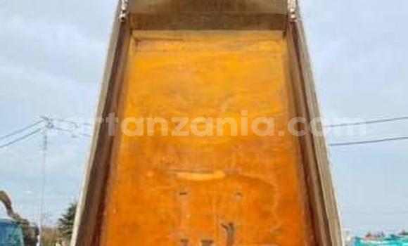 Buy Import Mitsubishi Lancer Cargo White Car in Dar es Salaam in Dar es Salaam Buy Import Mitsubishi Lancer Cargo White Car in Dar es Salaam in Dar es Salaam