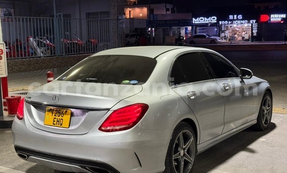 Nunua Ilio tumika Mercedes-Benz C-Classe Fedha Gari ndani ya Dar es Salaam nchini Dar es Salaam Nunua Ilio tumika Mercedes-Benz C-Classe Fedha Gari ndani ya Dar es Salaam nchini Dar es Salaam