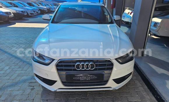 Nunua Ilio tumika Audi A4 Nyeupe Gari ndani ya Dodoma nchini Dodoma Nunua Ilio tumika Audi A4 Nyeupe Gari ndani ya Dodoma nchini Dodoma
