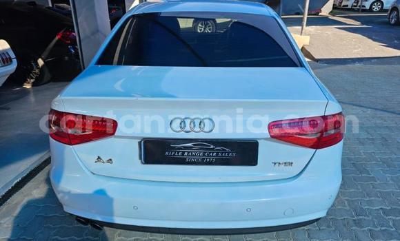 Nunua Ilio tumika Audi A4 Nyeupe Gari ndani ya Dodoma nchini Dodoma Nunua Ilio tumika Audi A4 Nyeupe Gari ndani ya Dodoma nchini Dodoma