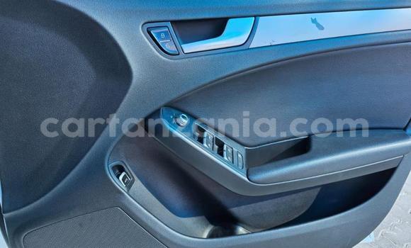 Nunua Ilio tumika Audi A4 Nyeupe Gari ndani ya Dodoma nchini Dodoma Nunua Ilio tumika Audi A4 Nyeupe Gari ndani ya Dodoma nchini Dodoma