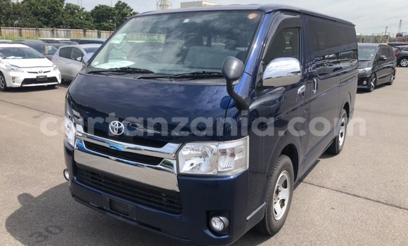 Nunua Ilio tumika Toyota Hiace Bluu Gari ndani ya Dodoma nchini Dodoma