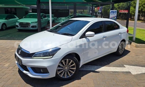 Buy Used Suzuki Ciaz White Car in Dar es Salaam in Dar es Salaam