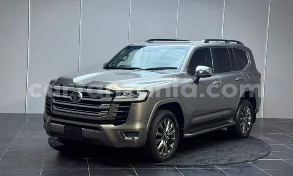 Buy Used Toyota Land Cruiser Other Car in Dar es Salaam in Dar es Salaam Buy Used Toyota Land Cruiser Other Car in Dar es Salaam in Dar es Salaam