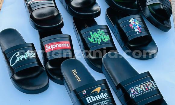 Nunua Ilio tumika AC Ace Nyekundu Gari ndani ya Dar es Salaam nchini Dar es Salaam Nunua Ilio tumika AC Ace Nyekundu Gari ndani ya Dar es Salaam nchini Dar es Salaam