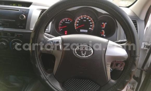 Buy Used Toyota Hilux White Car in Dodoma in Dodoma Buy Used Toyota Hilux White Car in Dodoma in Dodoma