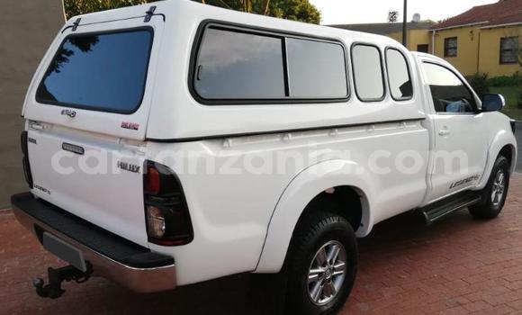 Buy Used Toyota Hilux White Car in Dodoma in Dodoma Buy Used Toyota Hilux White Car in Dodoma in Dodoma