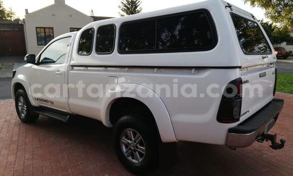 Buy Used Toyota Hilux White Car in Dodoma in Dodoma Buy Used Toyota Hilux White Car in Dodoma in Dodoma