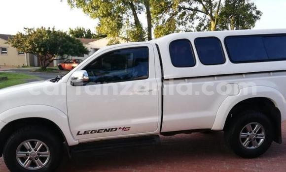 Buy Used Toyota Hilux White Car in Dodoma in Dodoma Buy Used Toyota Hilux White Car in Dodoma in Dodoma