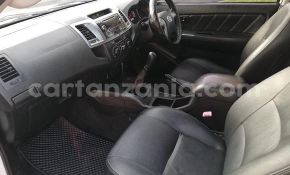 Buy Used Toyota Hilux White Car in Dodoma in Dodoma Buy Used Toyota Hilux White Car in Dodoma in Dodoma