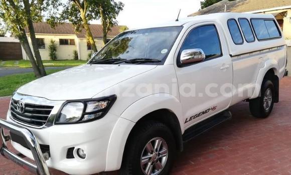 Buy Used Toyota Hilux White Car in Dodoma in Dodoma Buy Used Toyota Hilux White Car in Dodoma in Dodoma