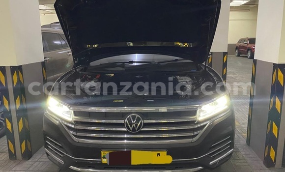 Buy Used Volkswagen Touareg Brown Car in Dar es Salaam in Dar es Salaam Buy Used Volkswagen Touareg Brown Car in Dar es Salaam in Dar es Salaam