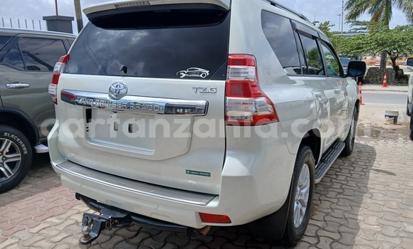 Buy Used Toyota Land Cruiser Prado White Car in Dar es Salaam in Dar es Salaam Buy Used Toyota Land Cruiser Prado White Car in Dar es Salaam in Dar es Salaam