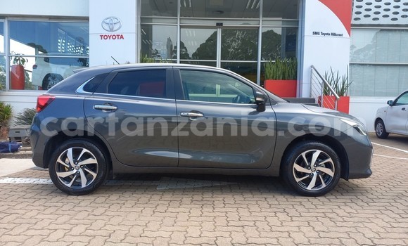 Buy Used Toyota Starlet Blue Car in Dar es Salaam in Dar es Salaam Buy Used Toyota Starlet Blue Car in Dar es Salaam in Dar es Salaam