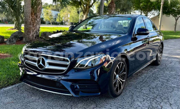 Buy Used Mercedes-Benz E-Classe Blue Car in Dodoma in Dodoma Buy Used Mercedes-Benz E-Classe Blue Car in Dodoma in Dodoma