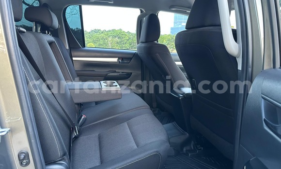 Buy Import Toyota Hilux Brown Car in Dar es Salaam in Dar es Salaam Buy Import Toyota Hilux Brown Car in Dar es Salaam in Dar es Salaam