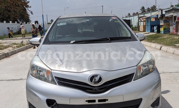 Buy New Toyota Vitz Silver Car in Dar es Salaam in Dar es Salaam Buy New Toyota Vitz Silver Car in Dar es Salaam in Dar es Salaam