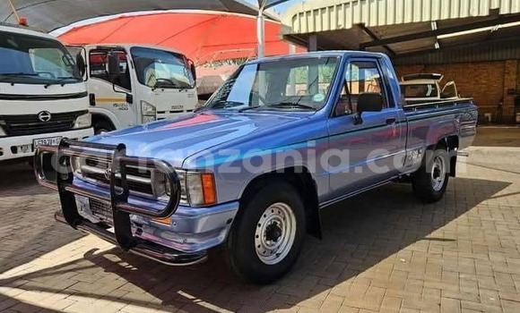 Buy Used Toyota Hilux Blue Car in Dodoma in Dodoma Buy Used Toyota Hilux Blue Car in Dodoma in Dodoma