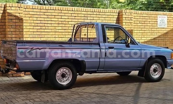 Buy Used Toyota Hilux Blue Car in Dodoma in Dodoma Buy Used Toyota Hilux Blue Car in Dodoma in Dodoma
