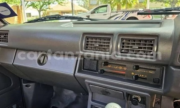 Buy Used Toyota Hilux Blue Car in Dodoma in Dodoma Buy Used Toyota Hilux Blue Car in Dodoma in Dodoma